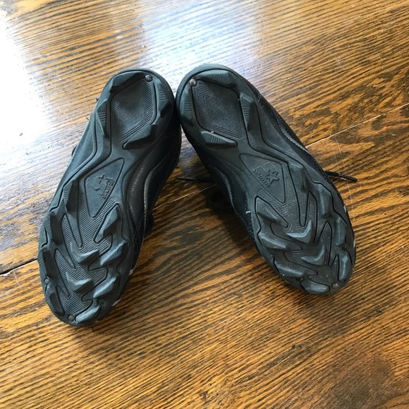 Youth Size 2 Starter Cleats - Picture 4 of 4